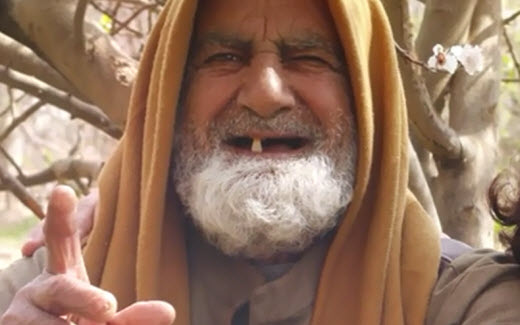 پیرمرد انتحاری داعش با یک دندان دود شد!+ تصاویر