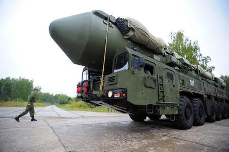 آزمایش موشک مخوف روسیه در سه ماهه دوم سال 2016+ تصاویر