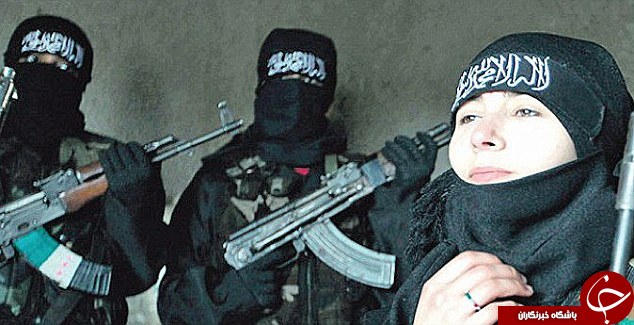 سفر مسئول استخدام مانکن های داعشی به اروپا همانند یک ستاره پاپ!+ تصاویر