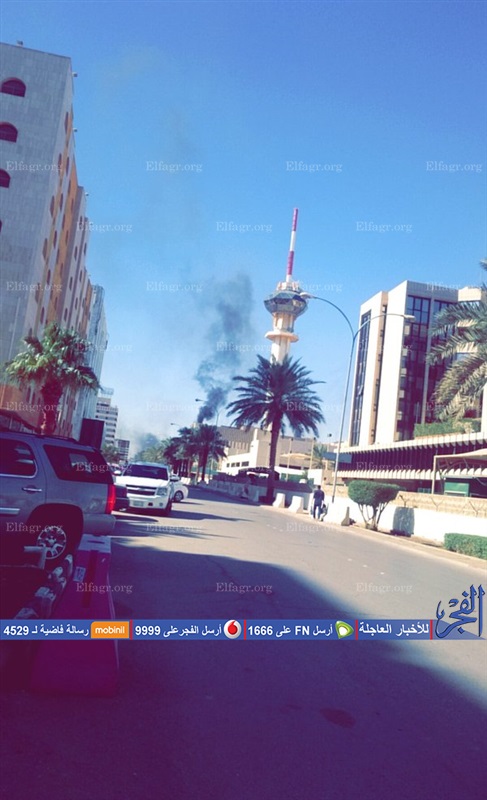 رسانه سعودی در آتش سوخت+ تصاویر