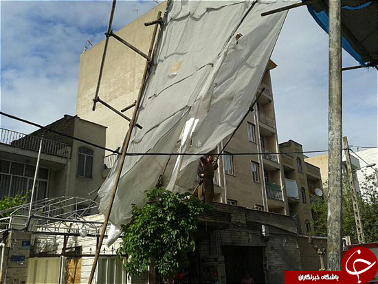 سقوط داربست ساختمانی در شهرک مسعودیه + تصاویر