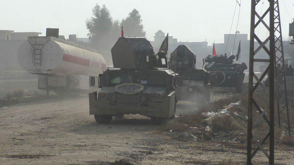 بمباران اماکن حضور «ابوبکرالبغدادی» در تلعفر/ پلیس عراق بر 60 کیلومتری جاده موصل تسلط یافت + تصاویر