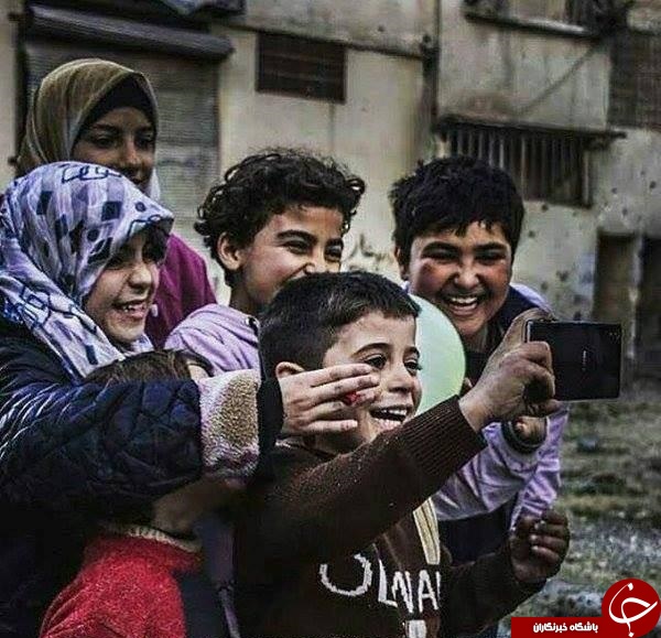 کودکان سوری هنوز هم شادی را فراموش نکرده اند +عکس