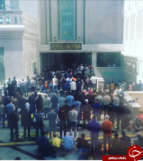 مسلمانان مسکو نماز عید فطر را اقامه کردند/ پخش شیرینی رایگان+تصاویر