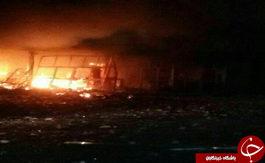 فروشگاه زنجیره ای شهرستان سرباز در آتش سوخت+عکس