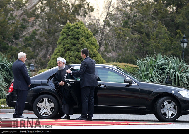 عکس/ خودروی تشریفات روحانی در تهران