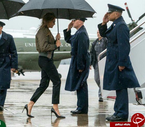 دونالد ترامپ از کفش های جنجالی همسرش دفاع کرد!+ تصاویر