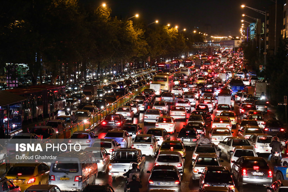 ترافیک امشب تهران پس از بارش باران (+عکس)